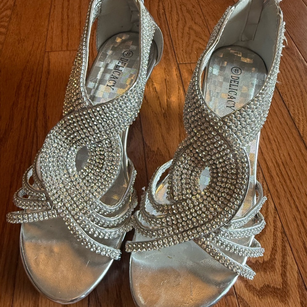 Delicacy Silver Heels with Rhinestone Embellishments